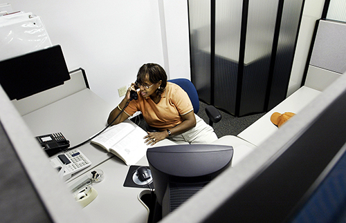 Desk Buddy - Your Hybrid Workplace Assistant 