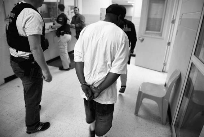 Sage Reference - The Social History of Crime and Punishment in America ...